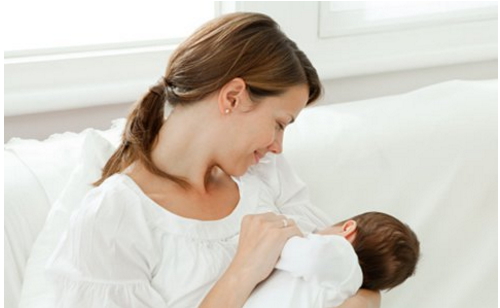 宝宝母乳喂养的十大好处！